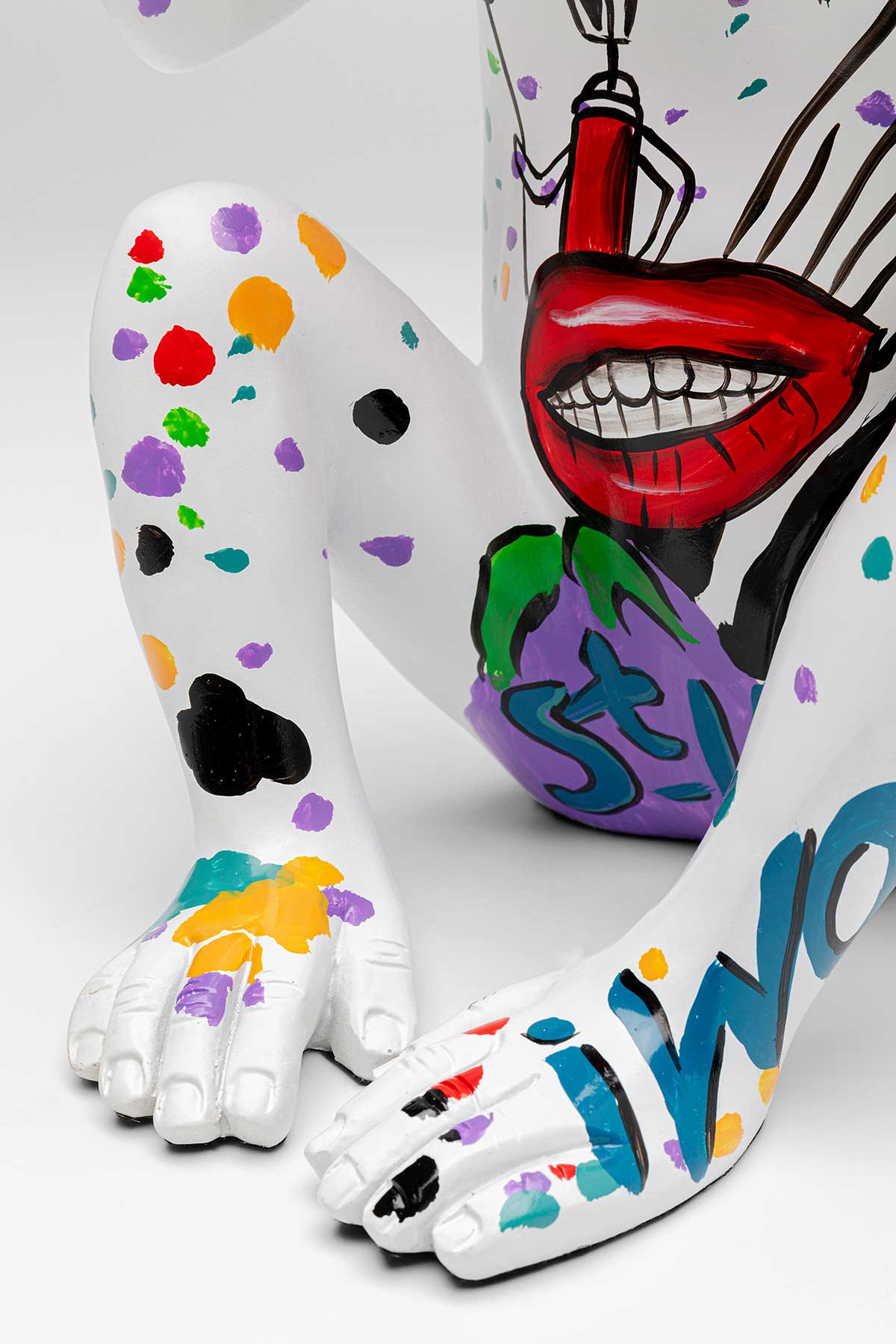 Graffiti monkey white